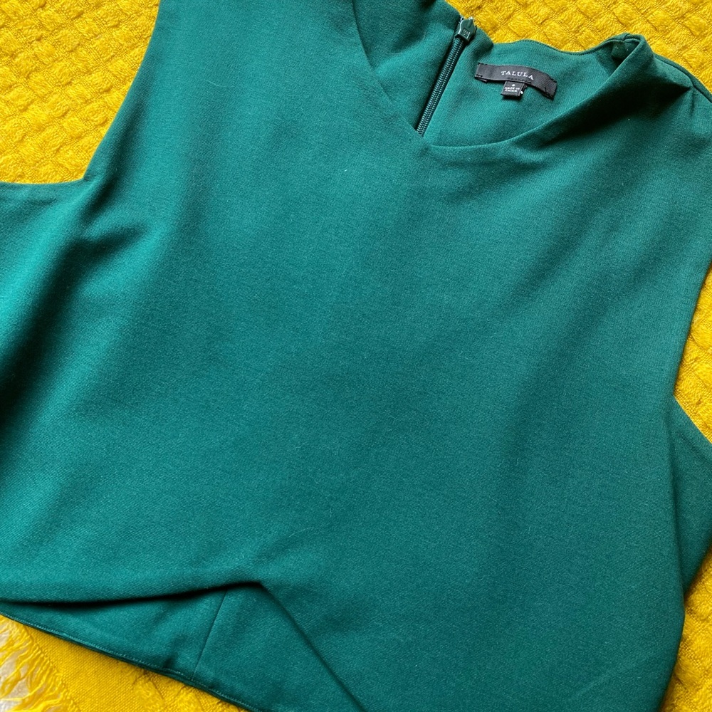 Aritzia Green Geometric Crop Top Size Small